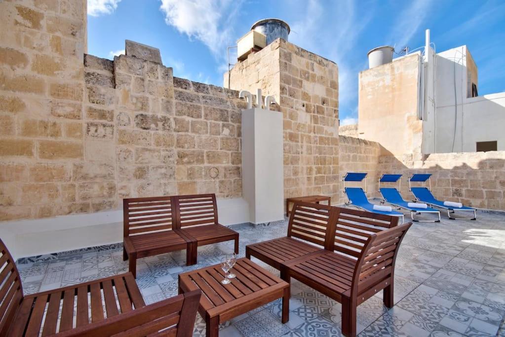 Vallettastay Old Lodge Apartment 1 Esterno foto